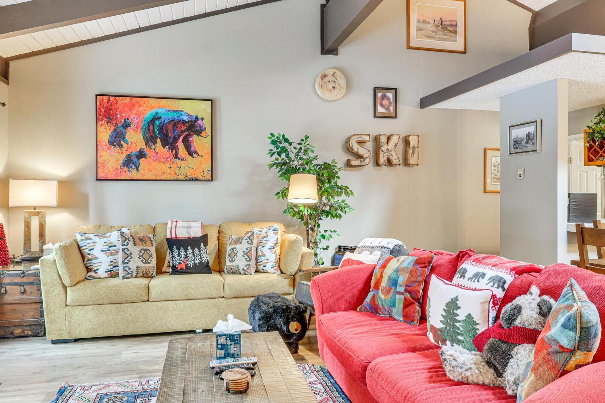 Incline Village Condo With Deck 1 Mi To Lake Tahoe المظهر الخارجي الصورة