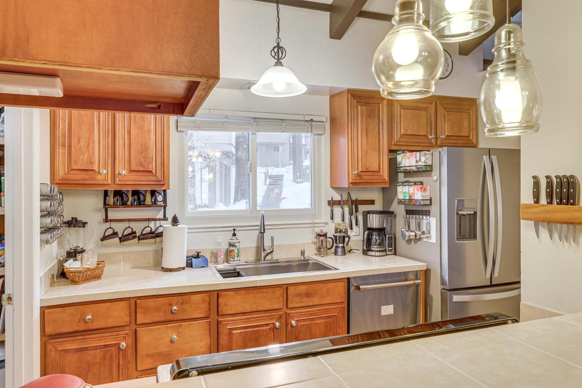 Incline Village Condo With Deck 1 Mi To Lake Tahoe المظهر الخارجي الصورة